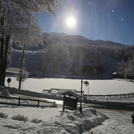 Albergo Diana Cerreto Laghi Eksteriør billede