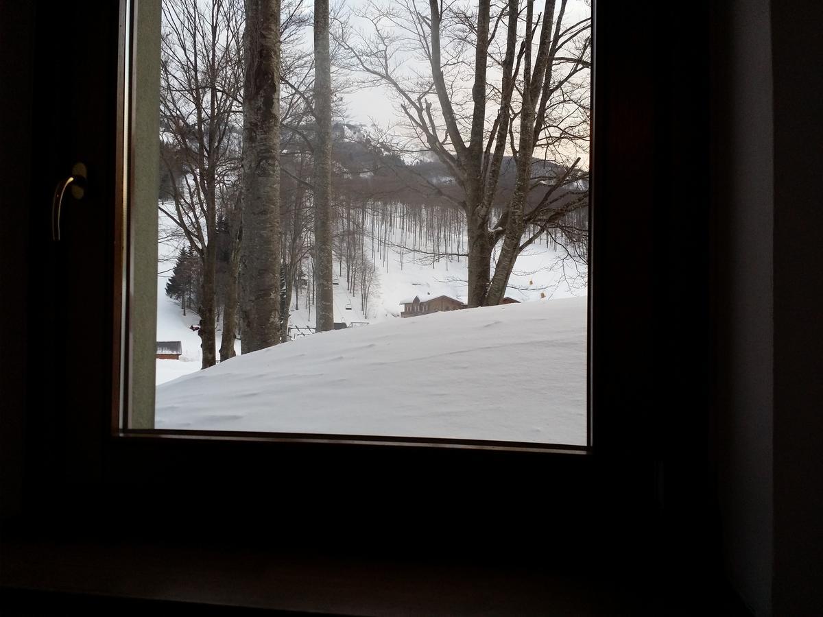 Albergo Diana Cerreto Laghi Værelse billede